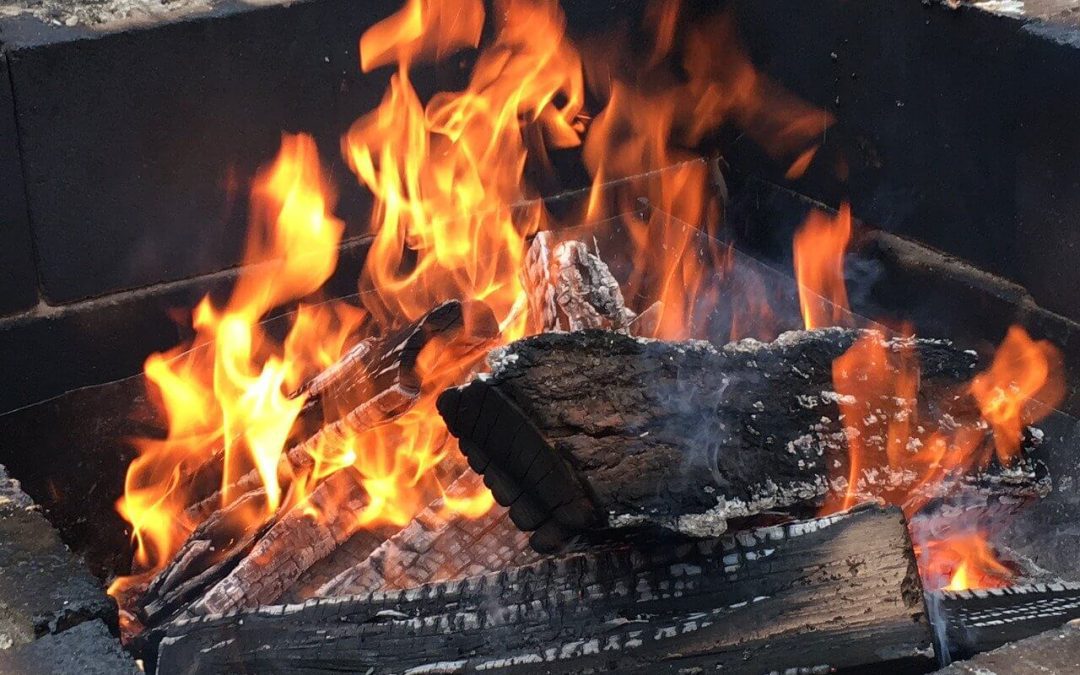 Light It Right: The Fire Pit Safety Guide Every Homeowner Needs